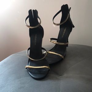 Women’s bebe shoe size 6.5